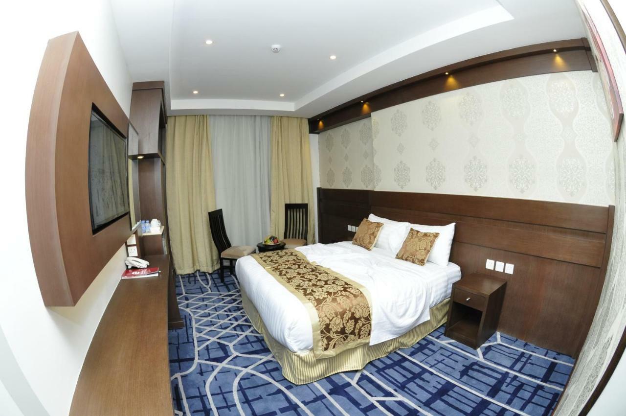 Rawabi Emirates Hotel 4*